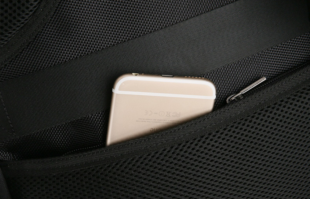 MarkRyden TSAロックデザイン バックパック 15.6インチノートパソコン USB充電ポート 防水素材