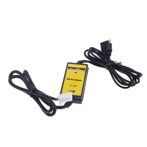 TOYOTA カムリ/カローラ対応 USB Aux-in インターフェイス 増設アダプター