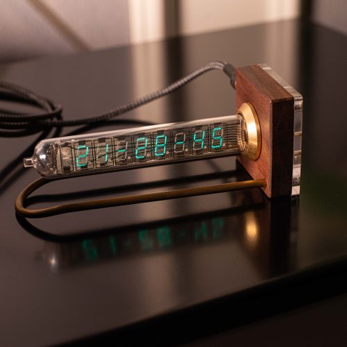 IV-18 VFD ニキシーチューブ クロック 木製シェル